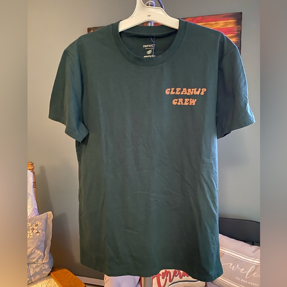 NWT united by blue Cleanup crew tee